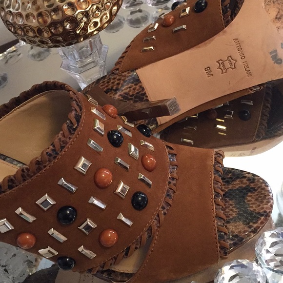 Antonio Melani Heels - Picture 2 of 7